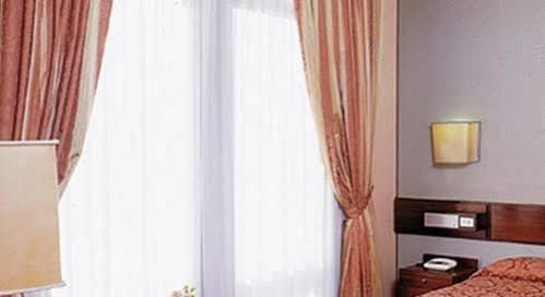 Le Boulevard Hotel 4*