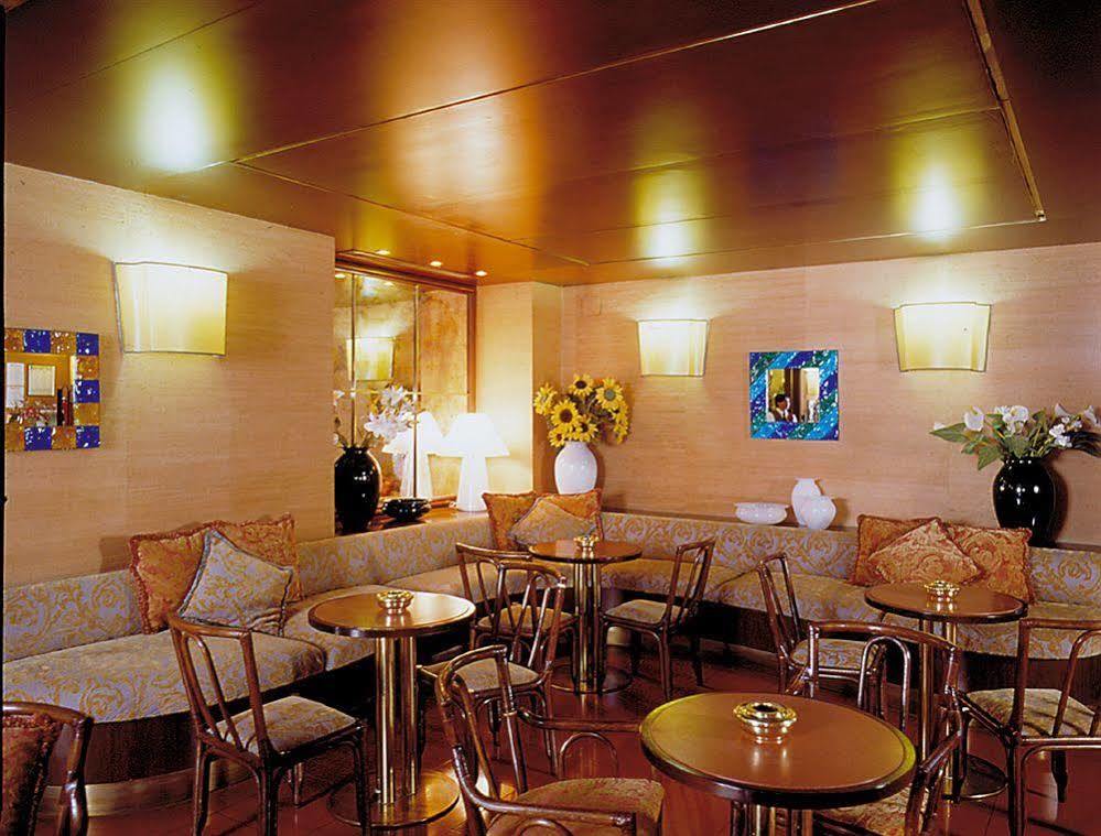 Le Boulevard Hotel 4*